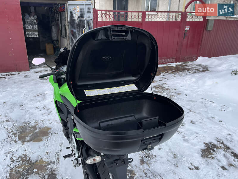 Фото Kawasaki Ninja 400R з оголошення AUTO.RIA