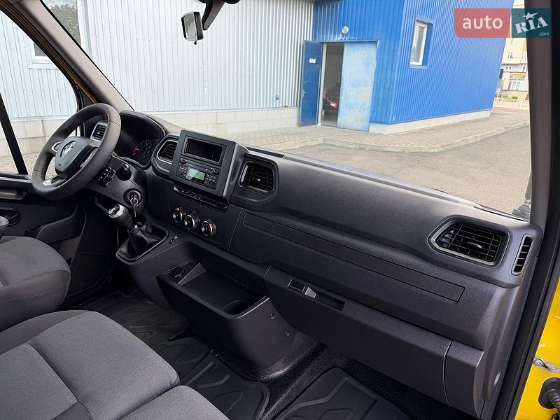Фото Renault Master з оголошення AUTO.RIA
