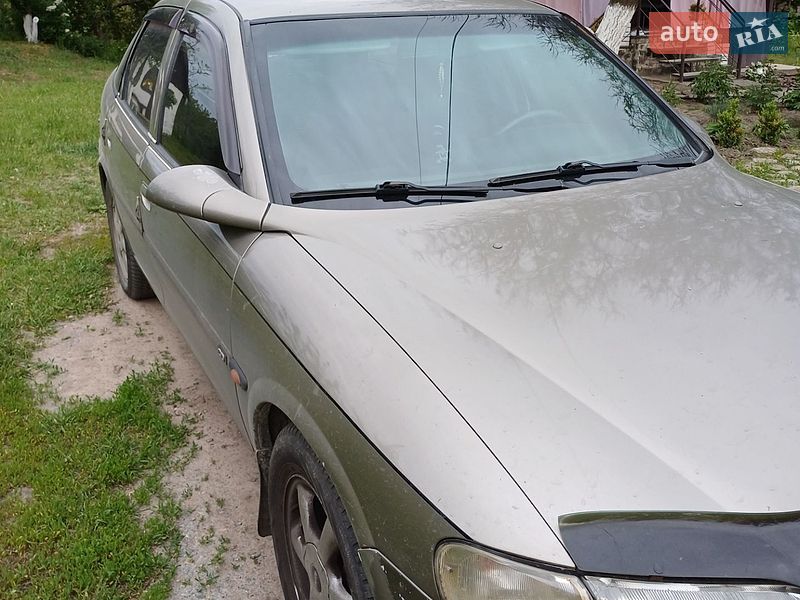 Фото Opel Vectra з оголошення AUTO.RIA