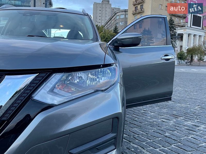 Фото Nissan Rogue з оголошення AUTO.RIA