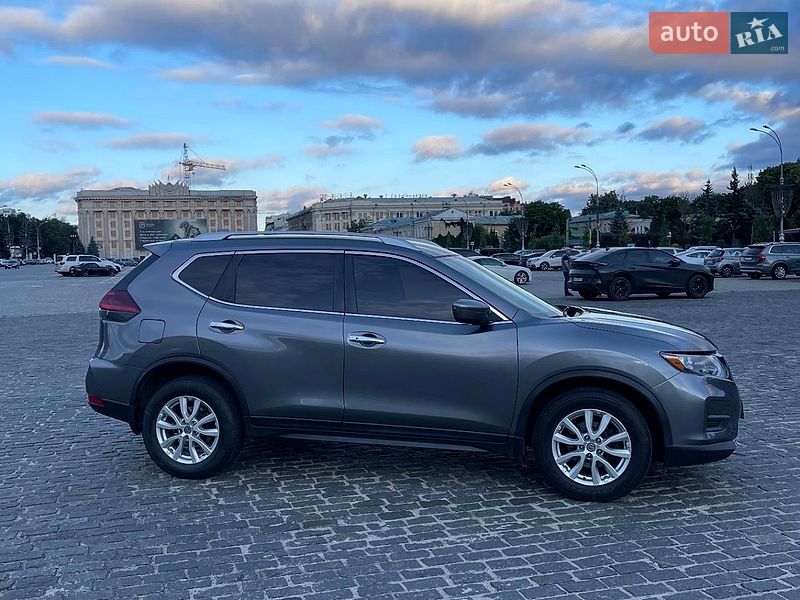 Фото Nissan Rogue з оголошення AUTO.RIA