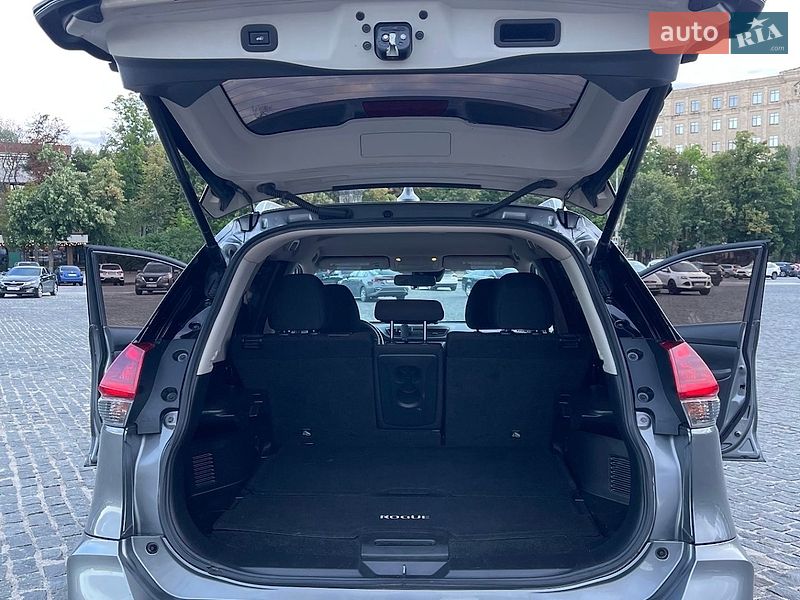 Фото Nissan Rogue з оголошення AUTO.RIA