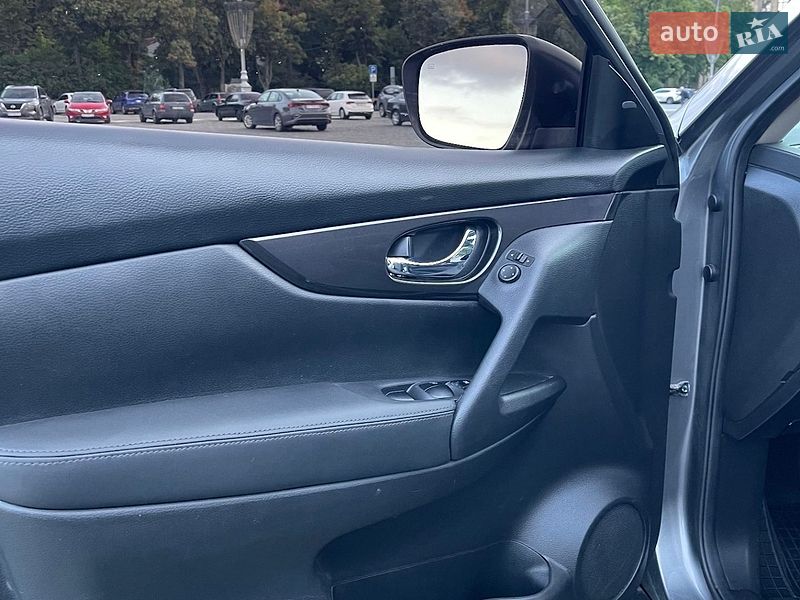 Фото Nissan Rogue з оголошення AUTO.RIA
