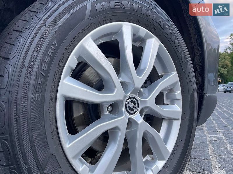 Фото Nissan Rogue з оголошення AUTO.RIA