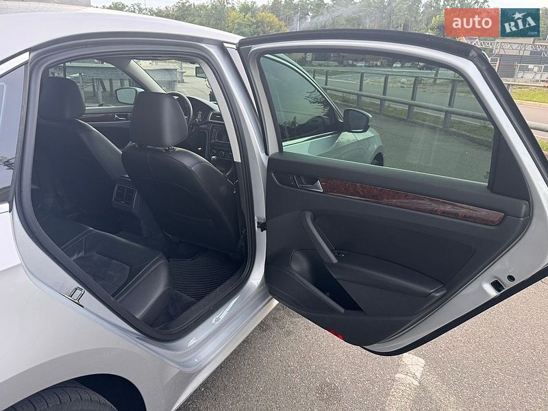 Фото Volkswagen Passat з оголошення AUTO.RIA