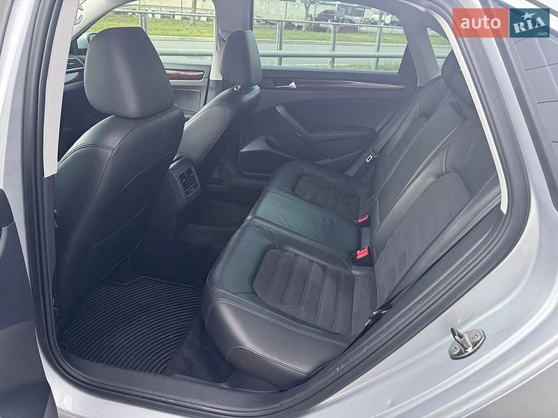 Фото Volkswagen Passat з оголошення AUTO.RIA