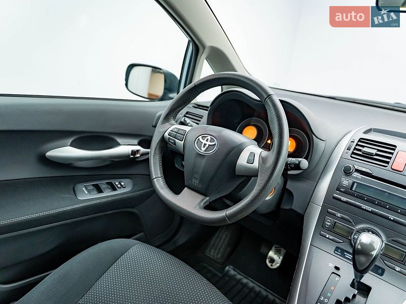 Фото Toyota Auris з оголошення AUTO.RIA
