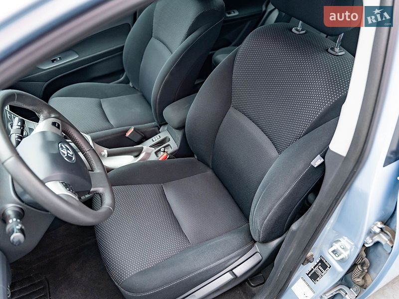 Фото Toyota Auris з оголошення AUTO.RIA