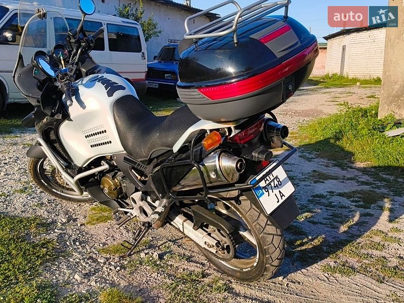 Фото Honda Varadero 1000 з оголошення AUTO.RIA