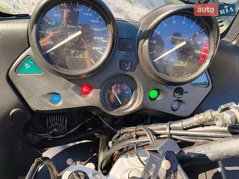 Фото Honda Varadero 1000 з оголошення AUTO.RIA
