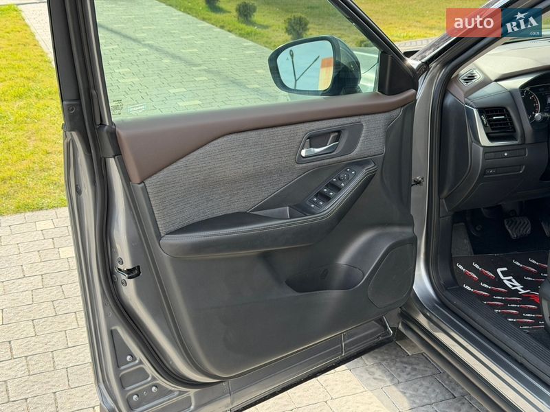 Фото Nissan Rogue з оголошення AUTO.RIA