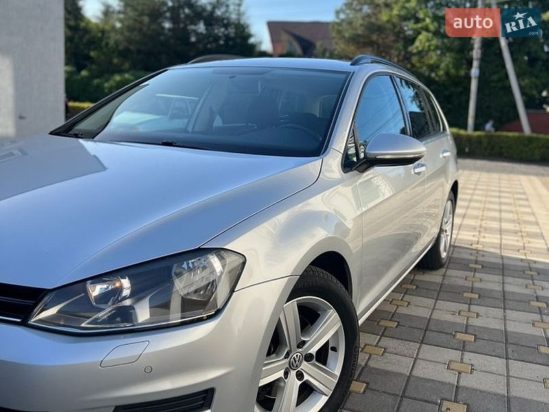 Фото Volkswagen Golf з оголошення AUTO.RIA
