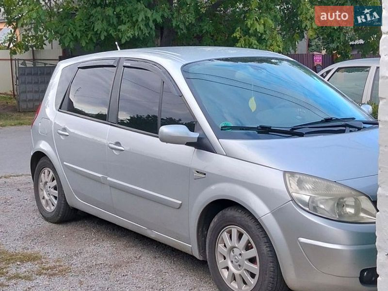 Фото Renault Scenic з оголошення AUTO.RIA