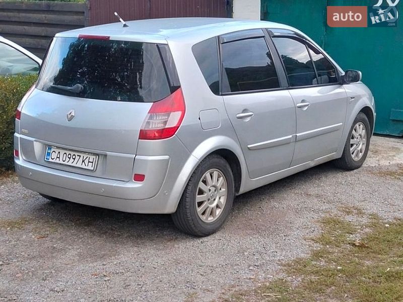 Фото Renault Scenic з оголошення AUTO.RIA