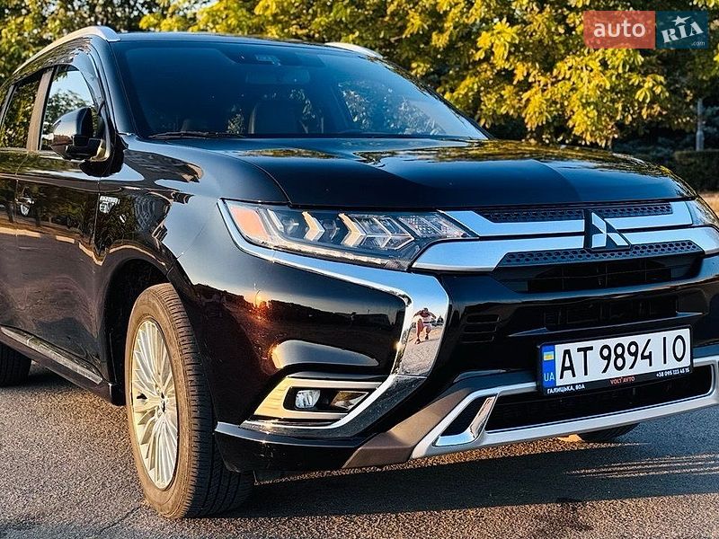 Фото Mitsubishi Outlander з оголошення AUTO.RIA