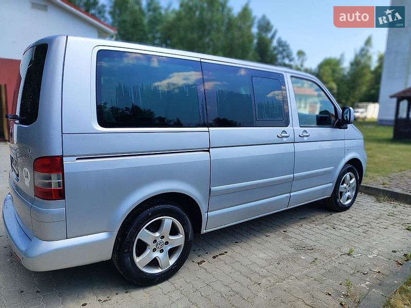 Фото Volkswagen Multivan з оголошення AUTO.RIA