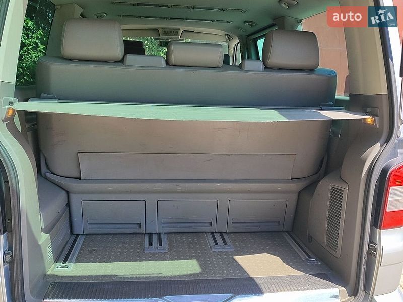 Фото Volkswagen Multivan з оголошення AUTO.RIA