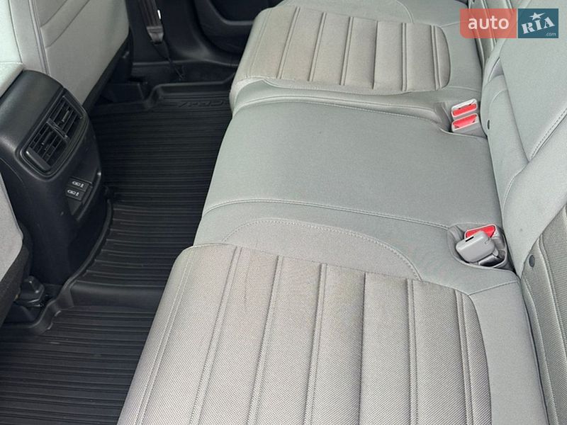 Фото Honda CR-V з оголошення AUTO.RIA