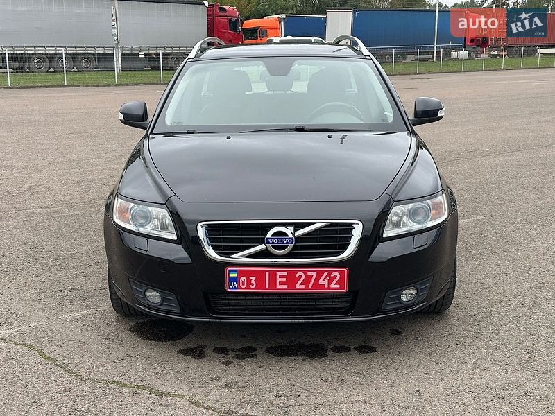 Фото Volvo V50 з оголошення AUTO.RIA