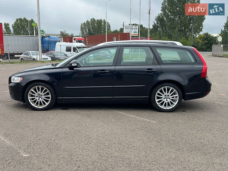 Фото Volvo V50 з оголошення AUTO.RIA