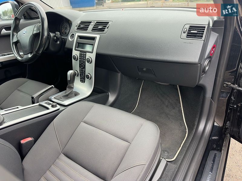 Фото Volvo V50 з оголошення AUTO.RIA