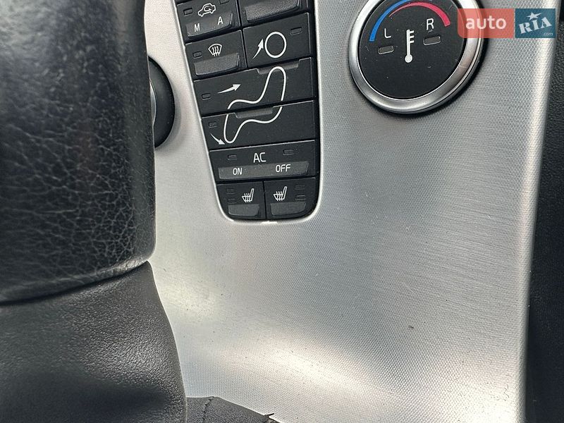Фото Volvo V50 з оголошення AUTO.RIA
