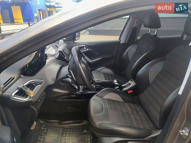 Фото Peugeot 2008 з оголошення AUTO.RIA