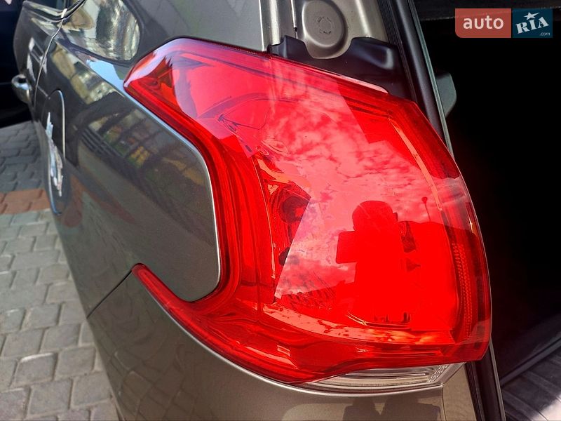 Фото Peugeot 2008 з оголошення AUTO.RIA