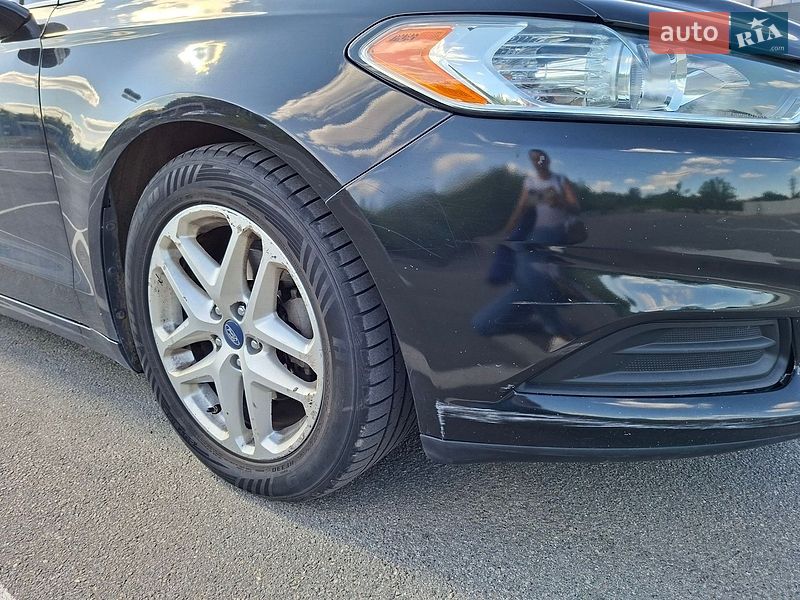 Фото Ford Fusion з оголошення AUTO.RIA