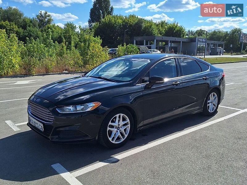 Фото Ford Fusion з оголошення AUTO.RIA