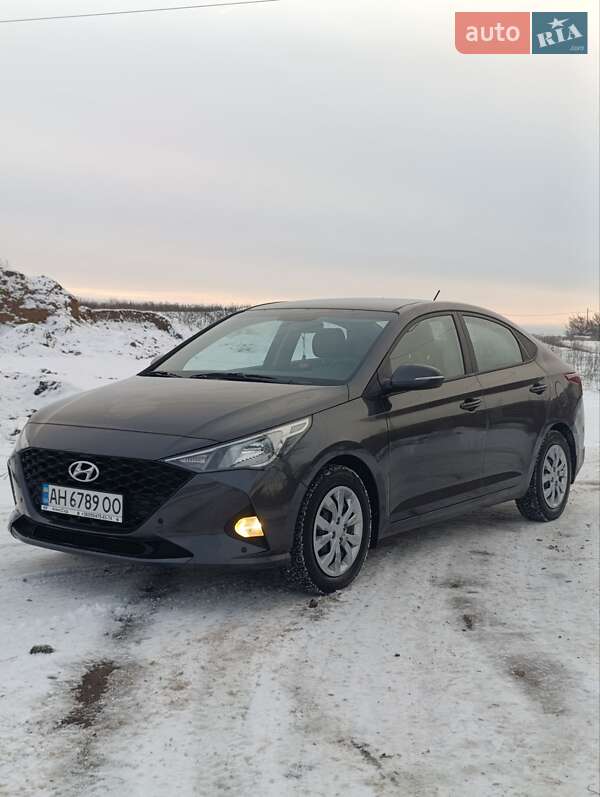 Фото Hyundai Accent з оголошення AUTO.RIA