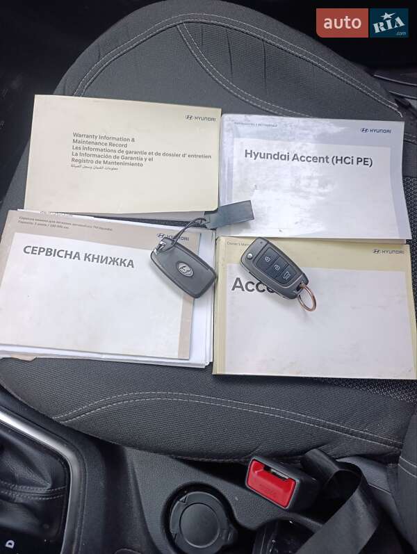 Фото Hyundai Accent з оголошення AUTO.RIA
