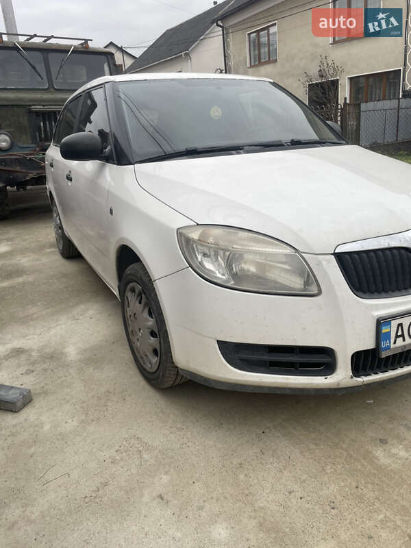 Фото Skoda Fabia з оголошення AUTO.RIA