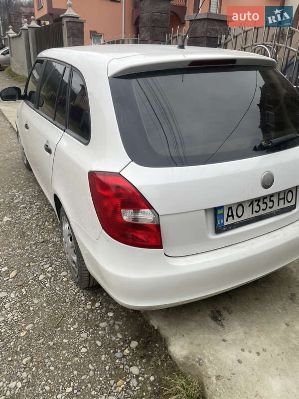 Фото Skoda Fabia з оголошення AUTO.RIA