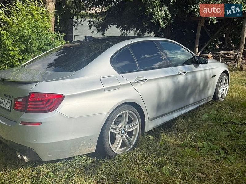 Фото BMW 5 Series з оголошення AUTO.RIA