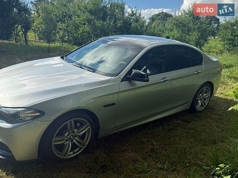 Фото BMW 5 Series з оголошення AUTO.RIA