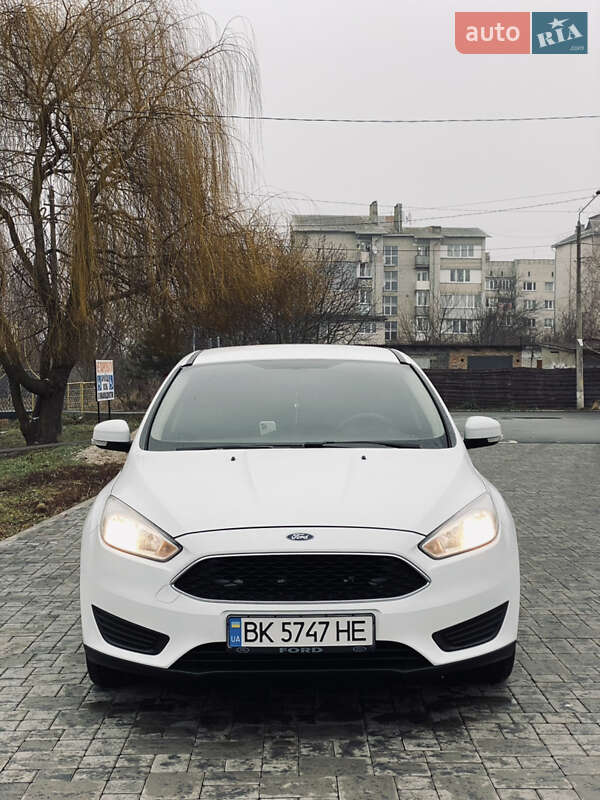 Фото Ford Focus з оголошення AUTO.RIA