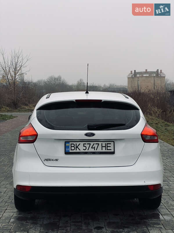 Фото Ford Focus з оголошення AUTO.RIA