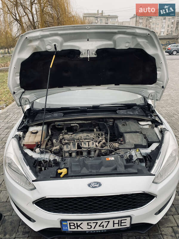 Фото Ford Focus з оголошення AUTO.RIA