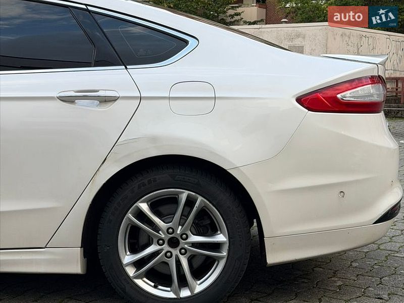 Фото Ford Fusion з оголошення AUTO.RIA