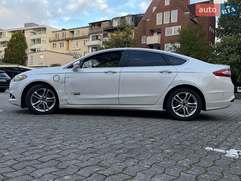 Фото Ford Fusion з оголошення AUTO.RIA