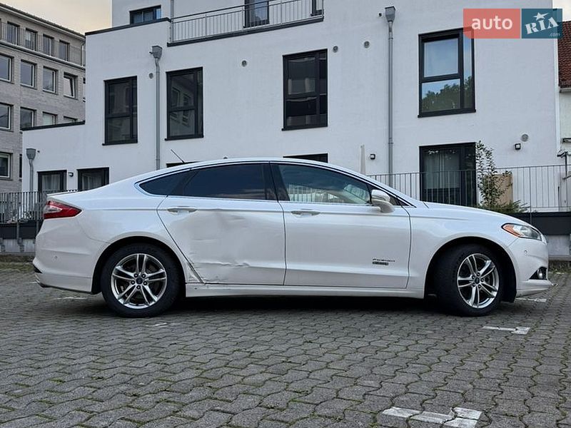 Фото Ford Fusion з оголошення AUTO.RIA
