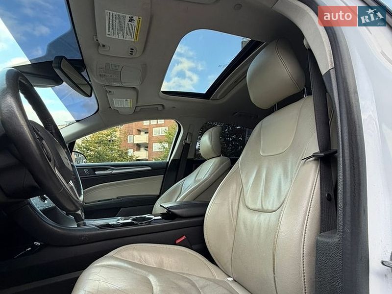 Фото Ford Fusion з оголошення AUTO.RIA