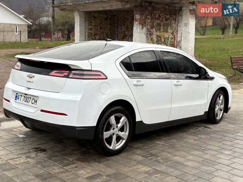 Фото Chevrolet Volt з оголошення AUTO.RIA