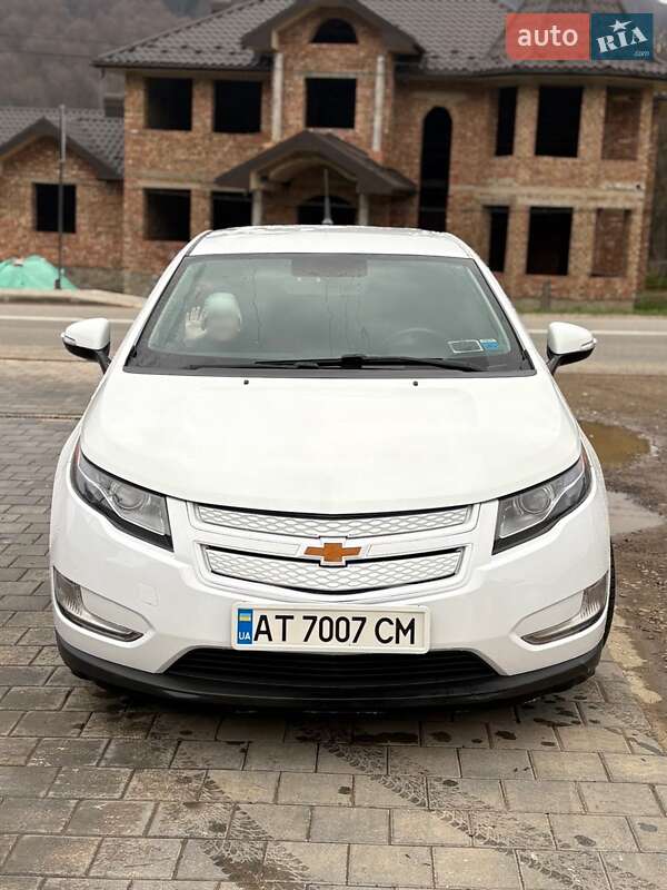 Фото Chevrolet Volt з оголошення AUTO.RIA