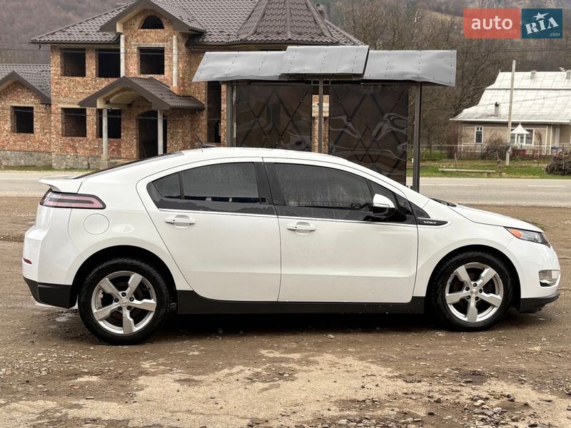 Фото Chevrolet Volt з оголошення AUTO.RIA