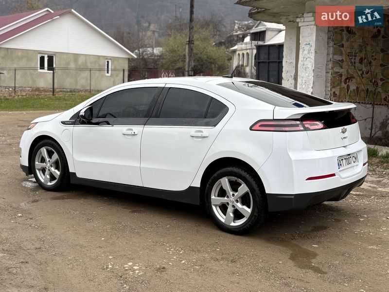 Фото Chevrolet Volt з оголошення AUTO.RIA