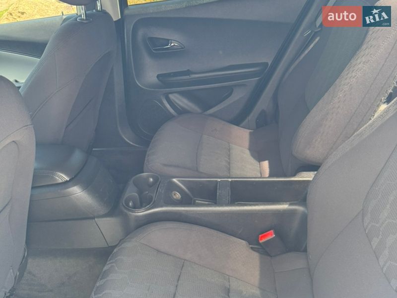 Фото Chevrolet Volt з оголошення AUTO.RIA