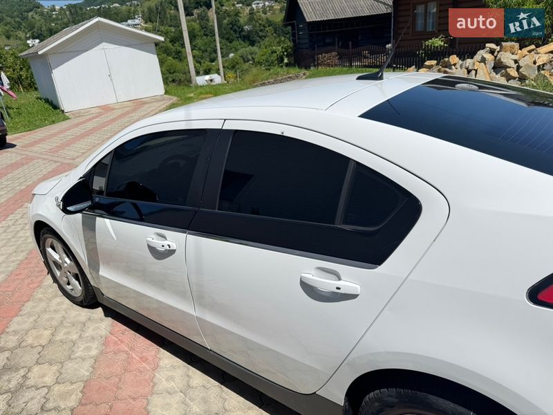 Фото Chevrolet Volt з оголошення AUTO.RIA
