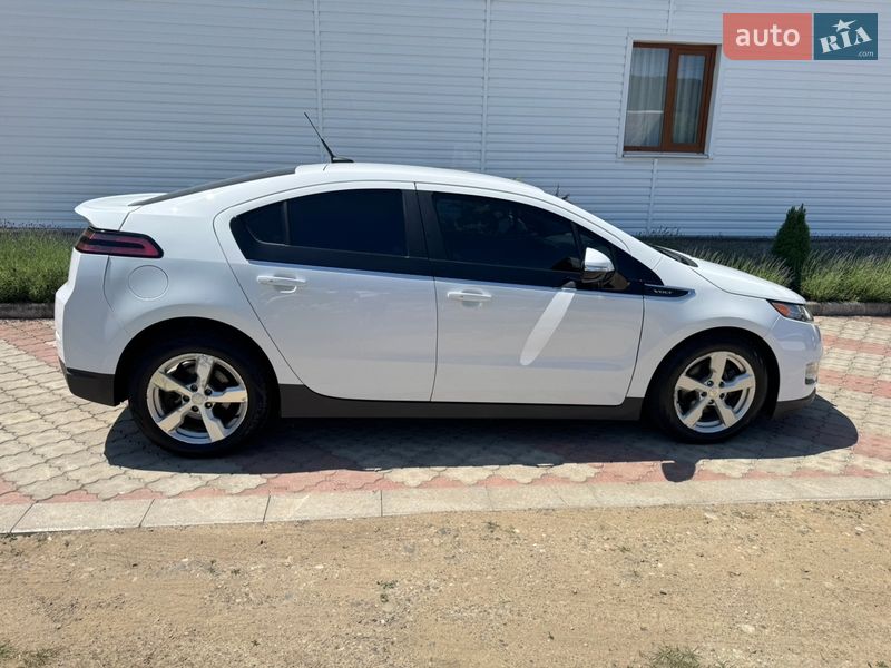 Фото Chevrolet Volt з оголошення AUTO.RIA